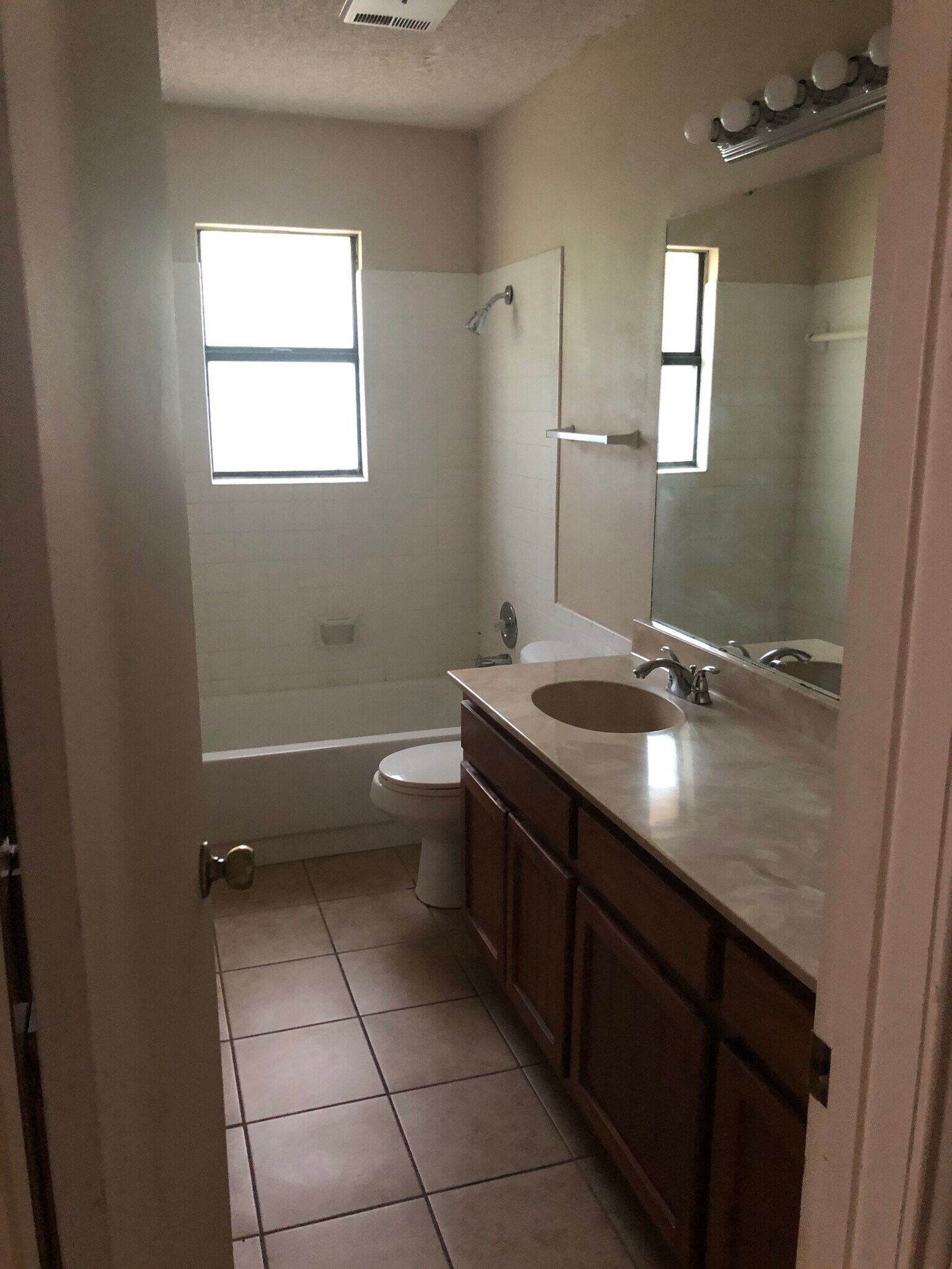 Second bathroom - 7623 UTSA Boulevard