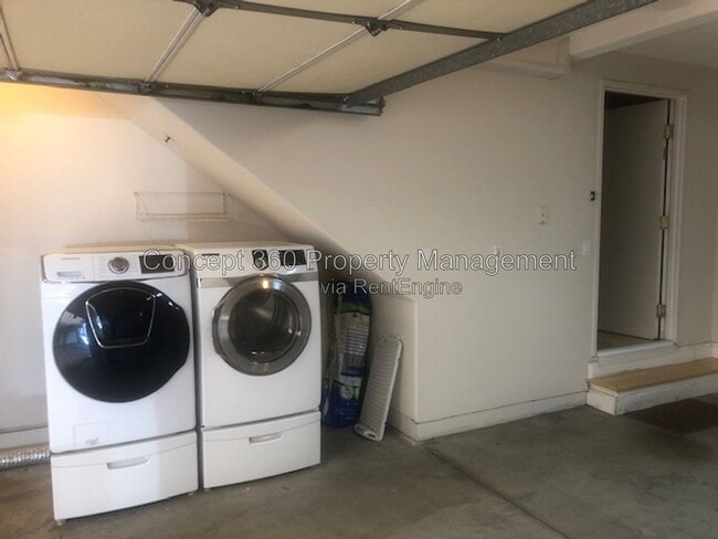 Building Photo - 3536 Linden Ave