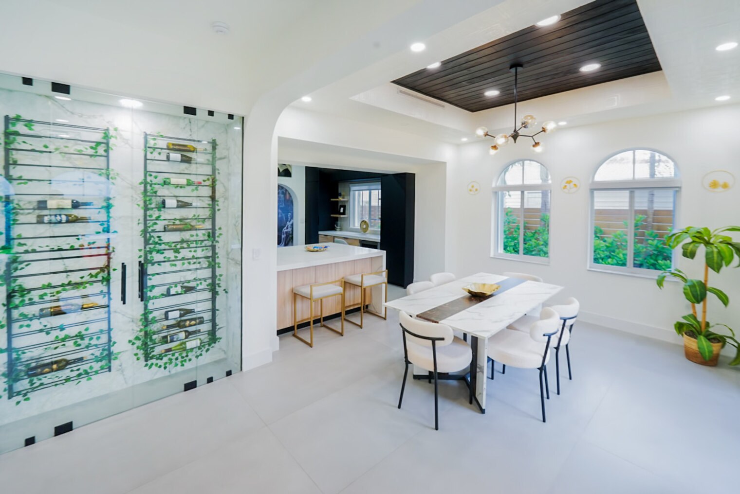 Building Photo - 2609 Center Ave