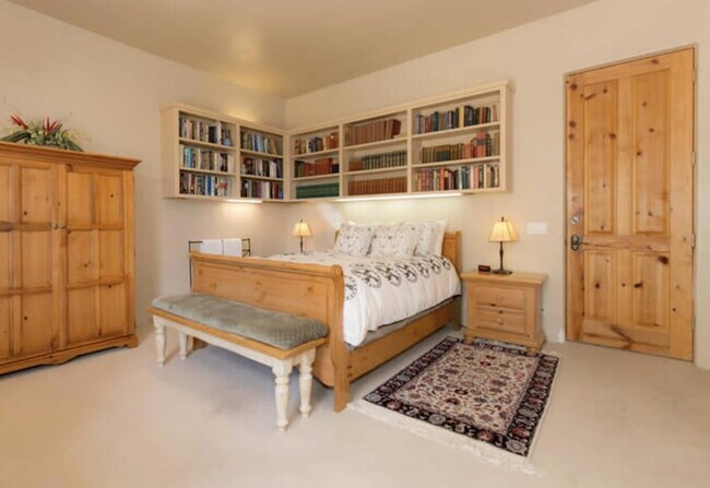 Building Photo - 3756 Foothill Rd