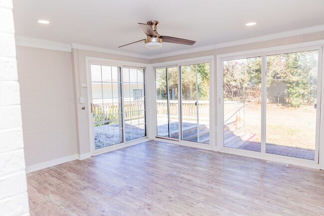 Building Photo - Settle in to this beautiful 3 bed 3 bath in Mechanicsville!