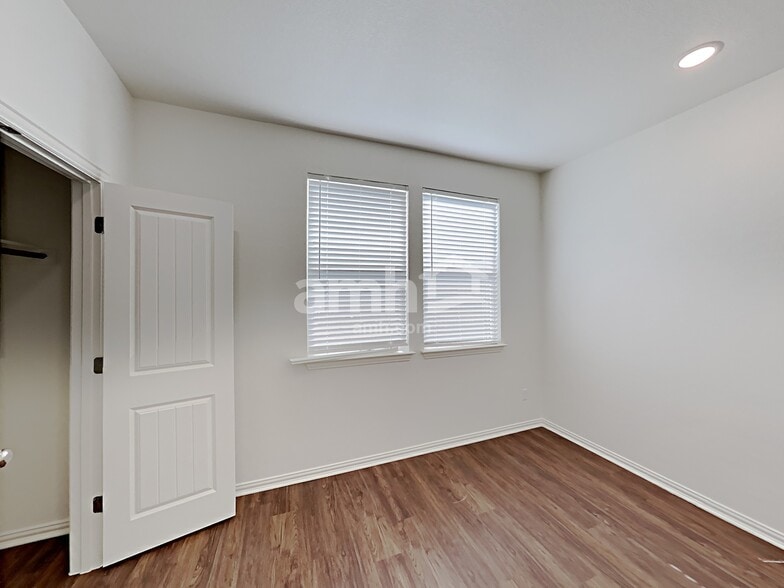 Building Photo - 348 Aspen Waters
