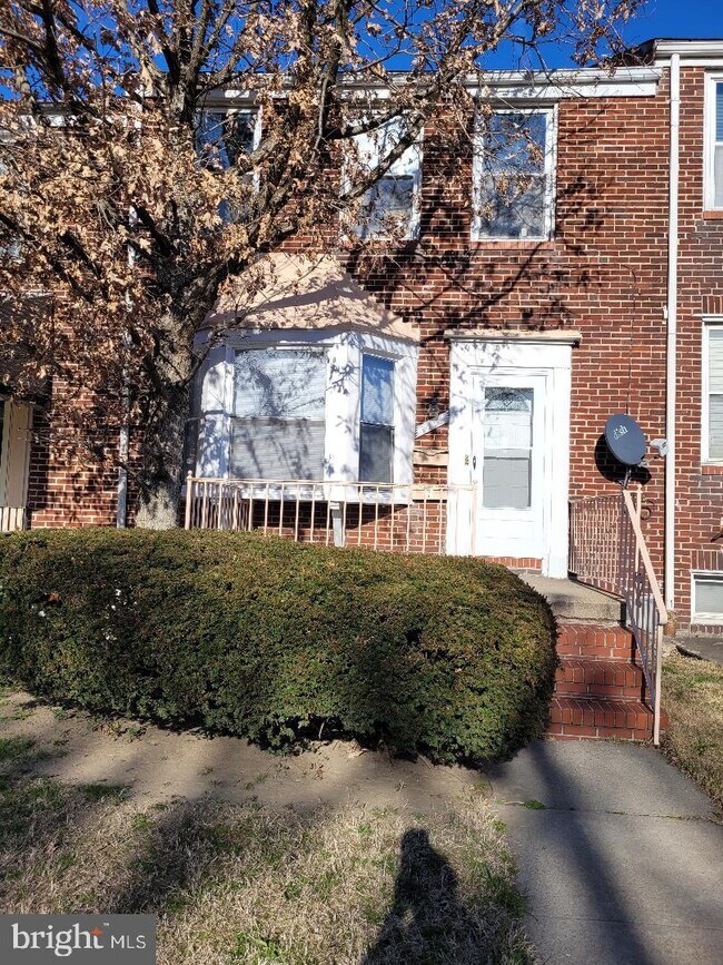 Building Photo - 3436 Erdman Ave