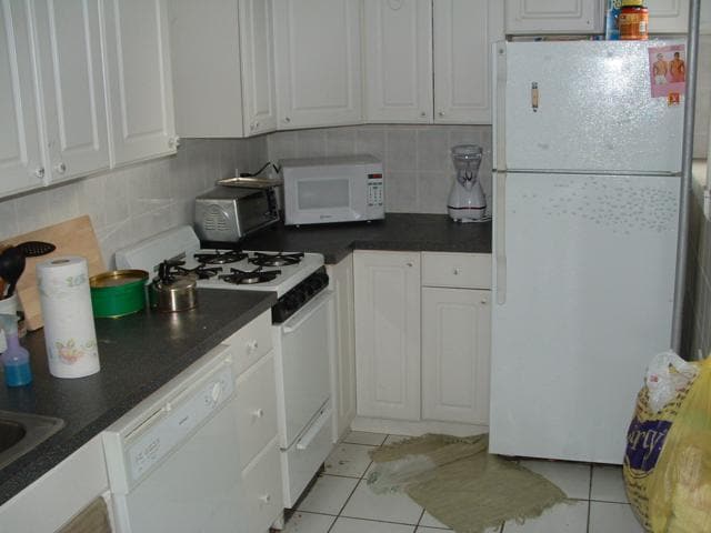 Building Photo - 54 Egmont St