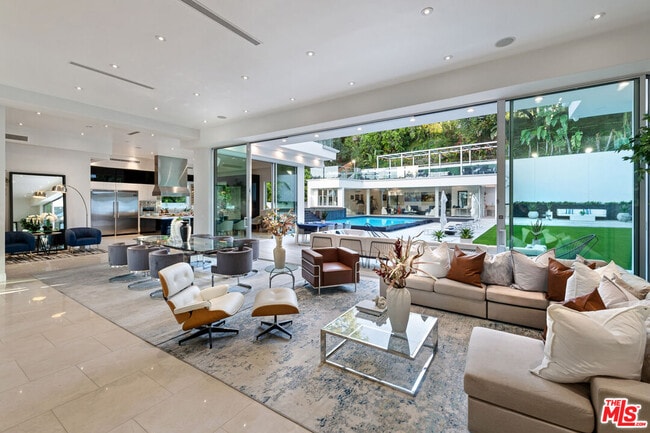 Building Photo - 4533 Estrondo Dr