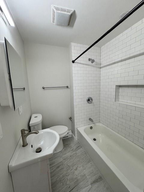 Building Photo - 438 Pawtucket Ave