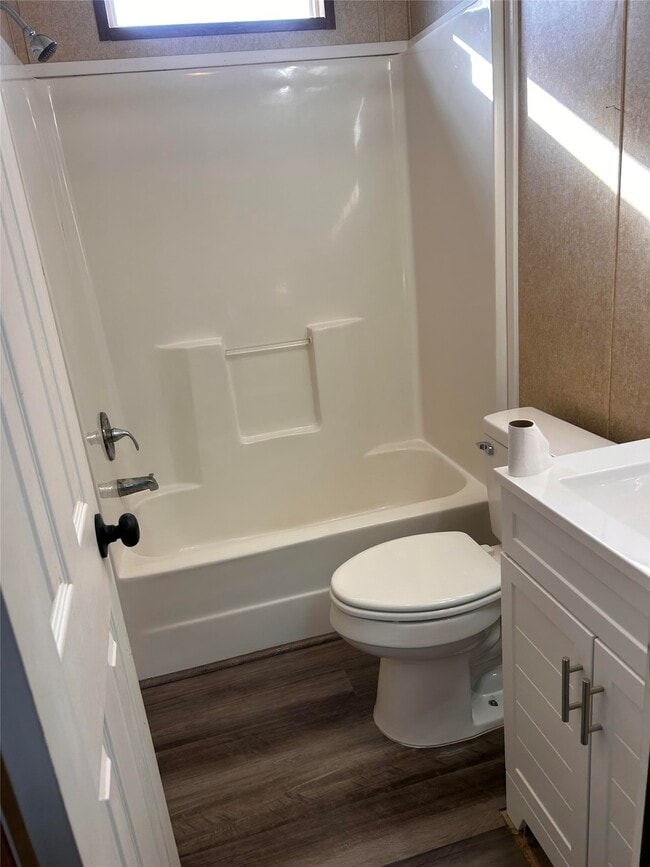 Building Photo - 14525 Oak Hill Ln