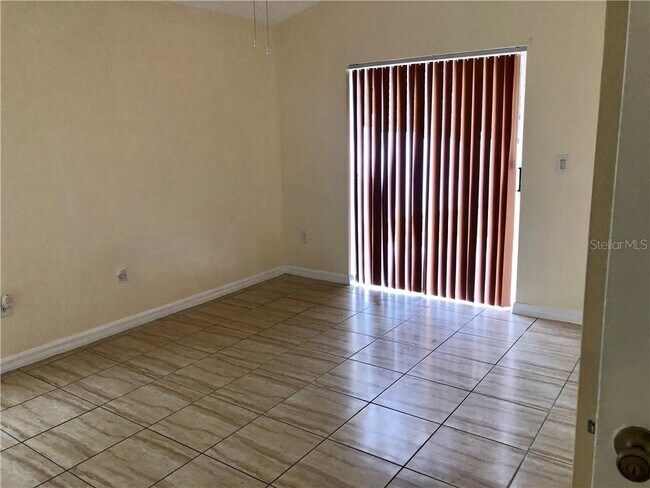 Building Photo - 7698 Pine Fork Dr