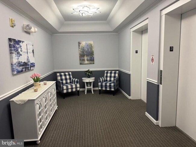 Building Photo - 2604 Chapel Lake Dr