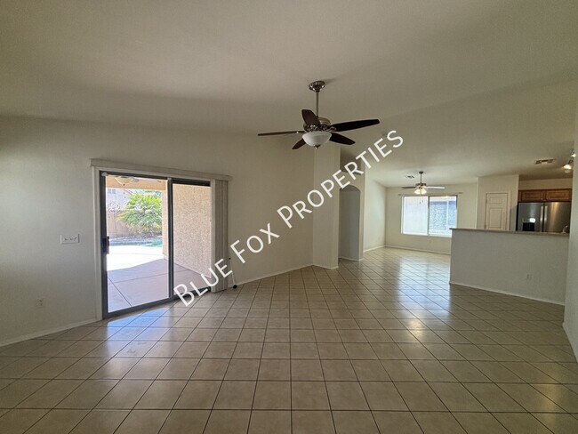 Building Photo - 7135 S Oakbank Dr
