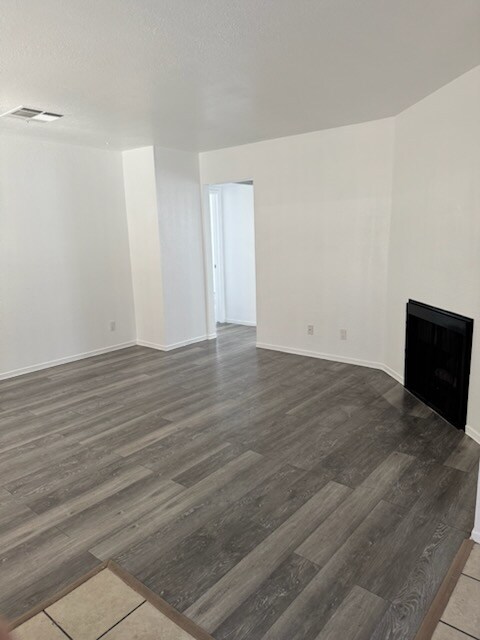 Building Photo - 38572 10th Pl E