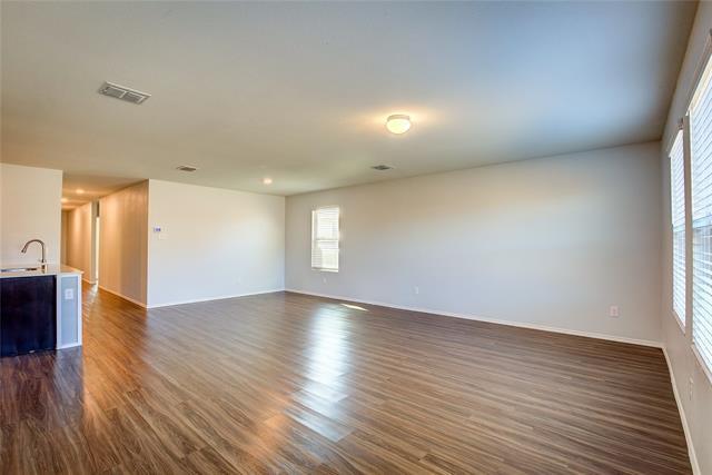 Building Photo - 404 Falling Star Dr