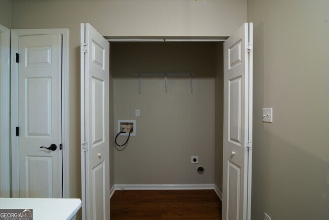 Building Photo - 2013 Ridgestone Landing SW