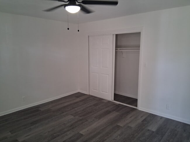 Building Photo - 4111 SW 24th Ct