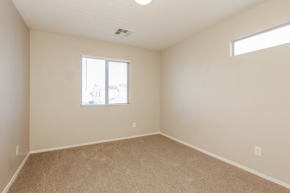 Building Photo - 1588 S 220th Ln