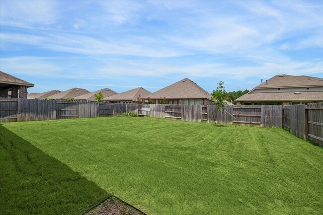 Building Photo - 17853 McClary Cardinal Dr