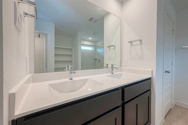 Building Photo - 4210 Harvest Creek Cr