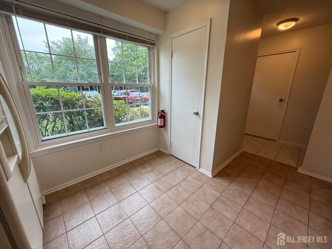 Building Photo - 309 Constitution Cir