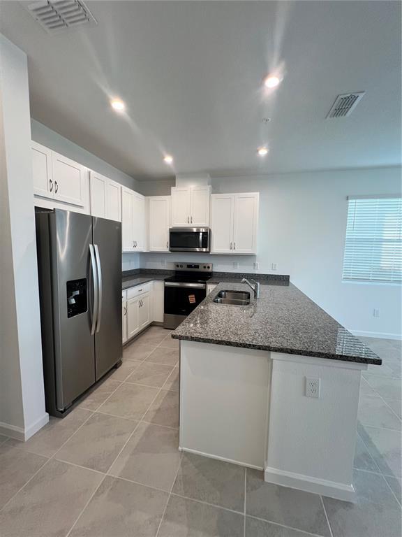 Building Photo - 3085 Douglas Fir Dr