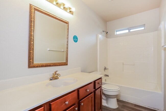 Building Photo - 2806 Jennie Wells Dr