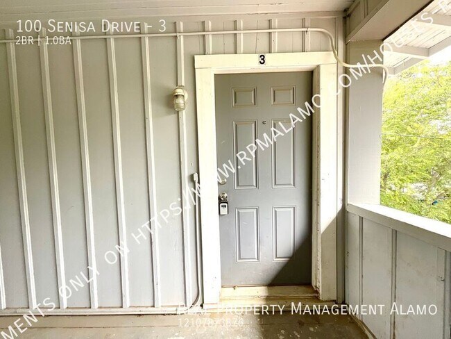 Building Photo - 100 Senisa Dr