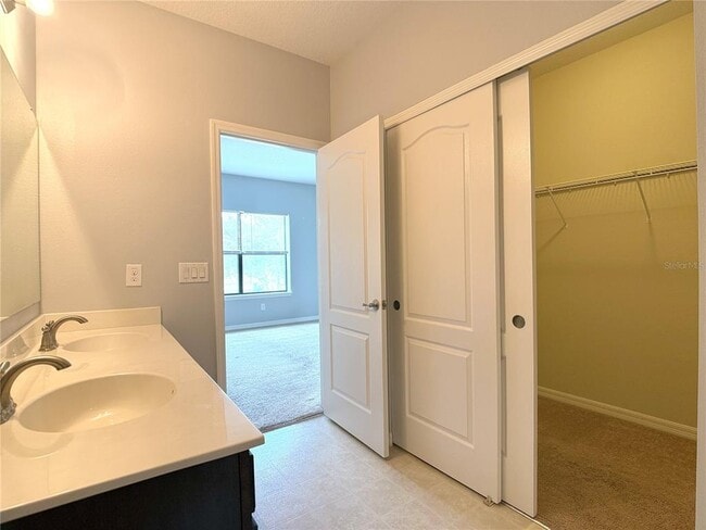 Building Photo - 1282 Clove Dr