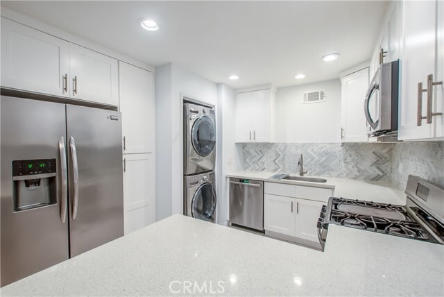 Primary Photo - 16528 Le Grande Ln