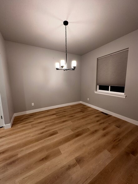 Building Photo - 209 Rainier Dr
