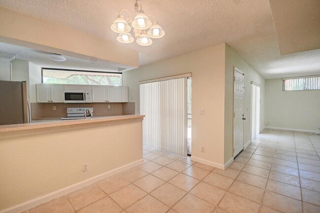 Building Photo - 8225 Severn Dr