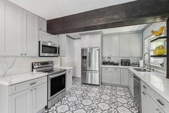Building Photo - 5703 SW 83rd St