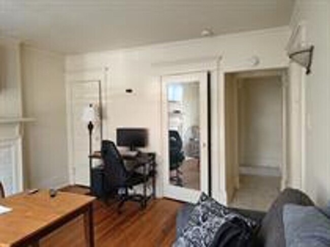 Building Photo - 538 Myrtle Ave