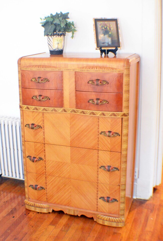 Chest of Drawers - 1304 W 50th St