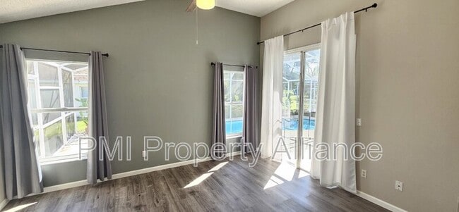 Building Photo - 4902 Monarch Ln