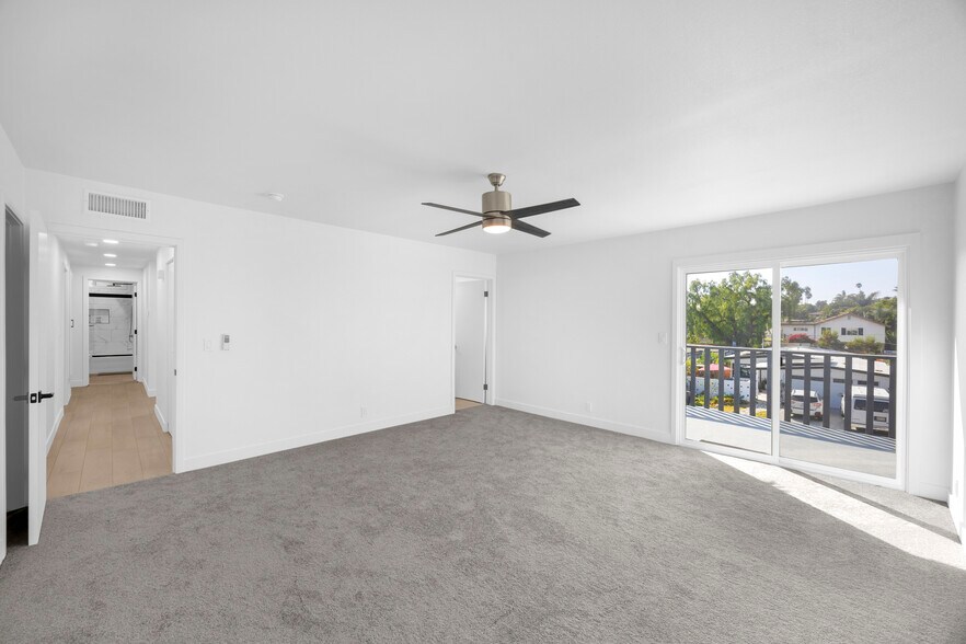 Huge Master Bedroom - 34582 Calle Rosita