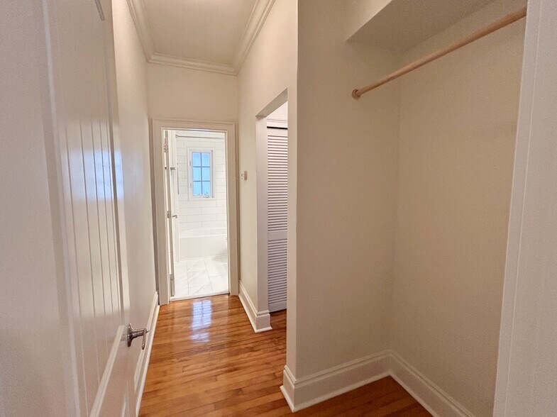 Hallway/Closet 2 - 2117 W Dekle Ave