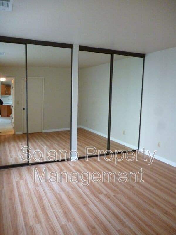 Building Photo - 159 Stageline Dr