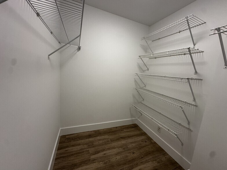 Building Photo - 1748 Jupiter Cove Dr