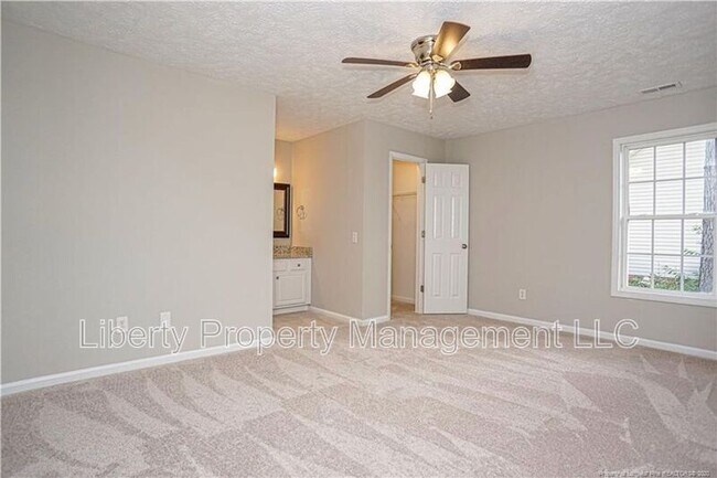 Building Photo - 1517 Clan Campbell Dr