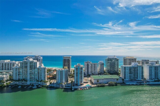 Building Photo - 5838 Collins Ave