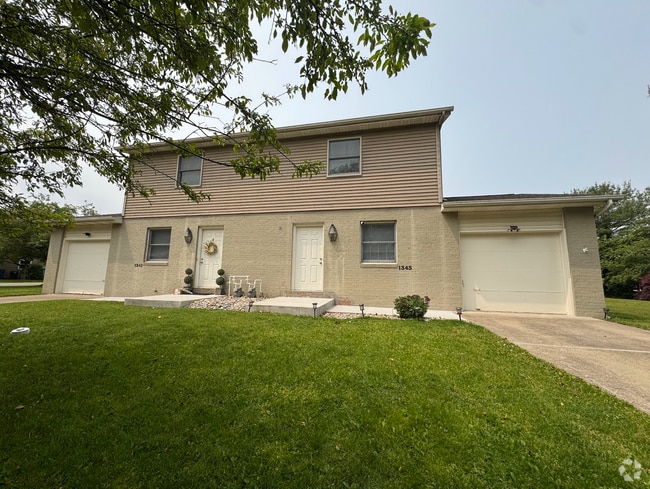 Building Photo - 1341 Stardust Ave NW