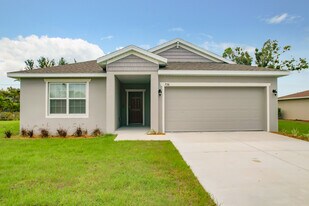 Building Photo - 736 SW 5th St