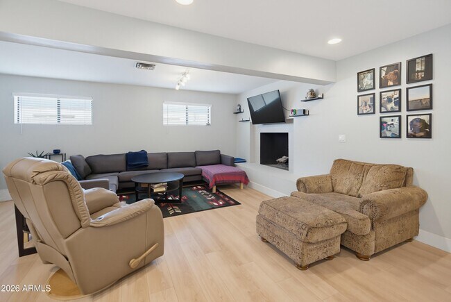 Building Photo - 4109 N 34th St