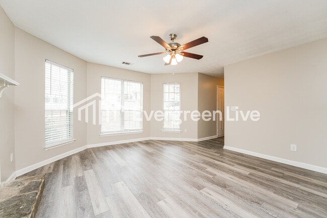 Building Photo - 5552 La Fleur Trail