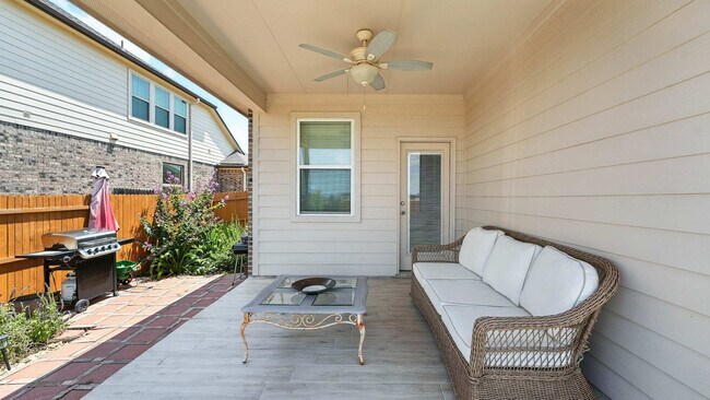 Building Photo - 1917 Shepherd Path