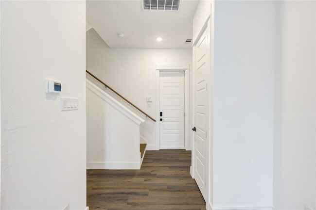 Building Photo - 2906 Stevens St