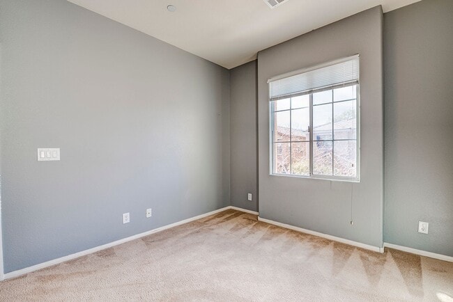 Building Photo - Status: Accepting Applications