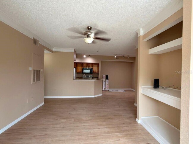 Building Photo - 13025 Mulberry Park Dr