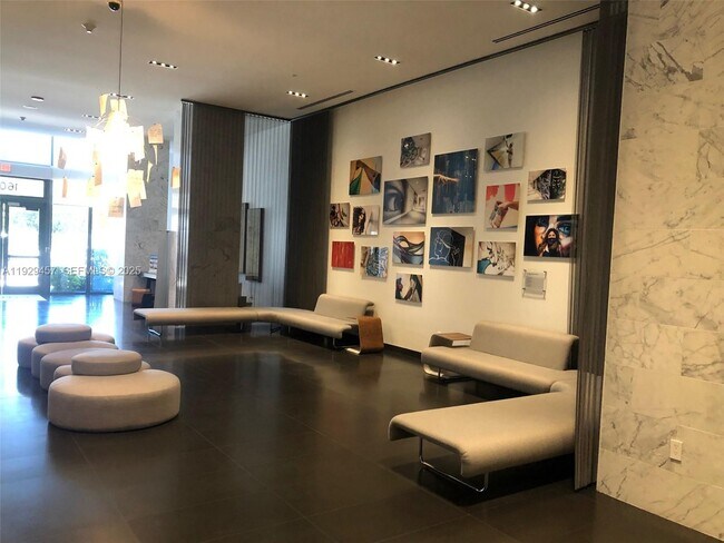 Building Photo - 1600 NE 1st Ave