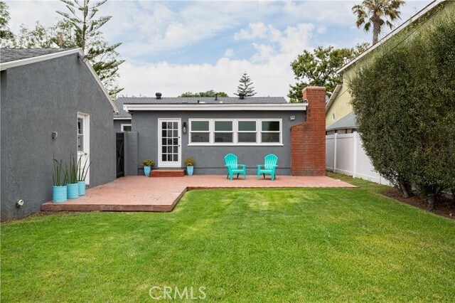 Building Photo - 2662 Riverside Dr