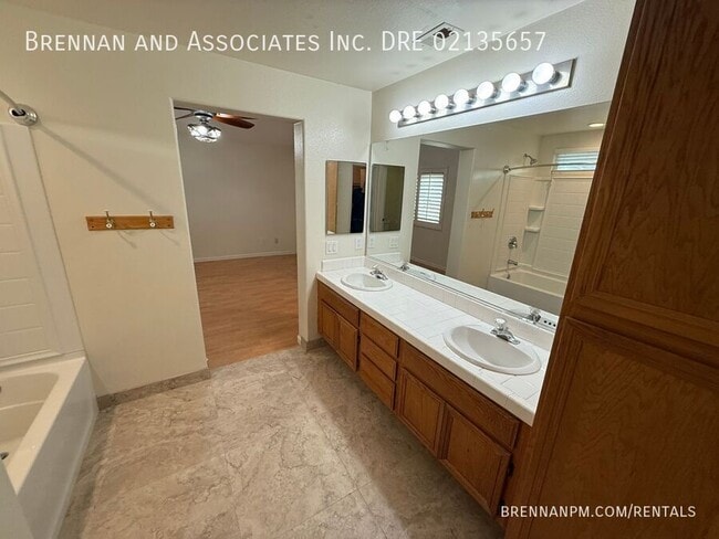 Building Photo - 1967 Lieder Dr